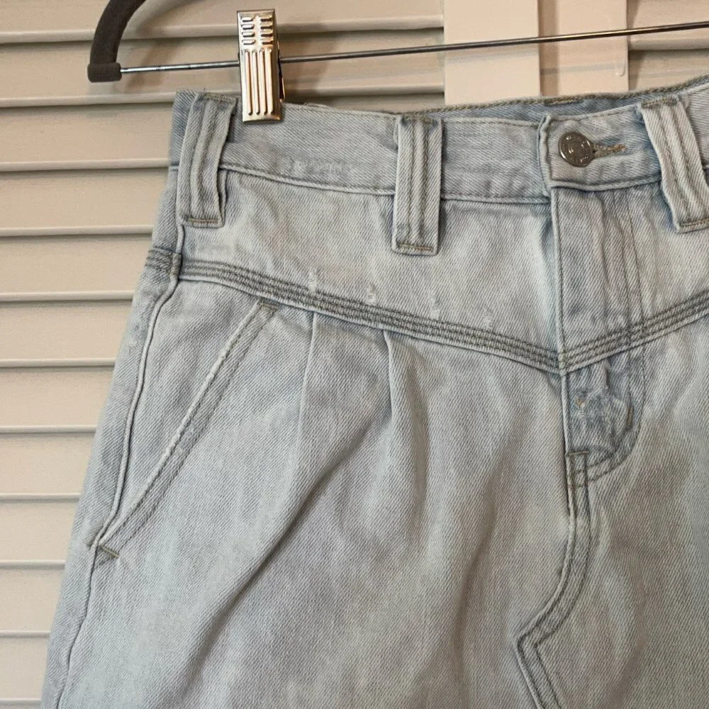 Free People We the Free denim sidecar skirt 24 0 light wash